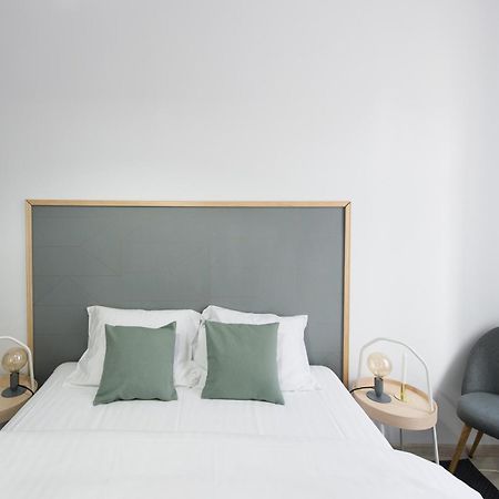 דירות Gorgeous Brasov Flat With Patio And Mountain Views מראה חיצוני תמונה